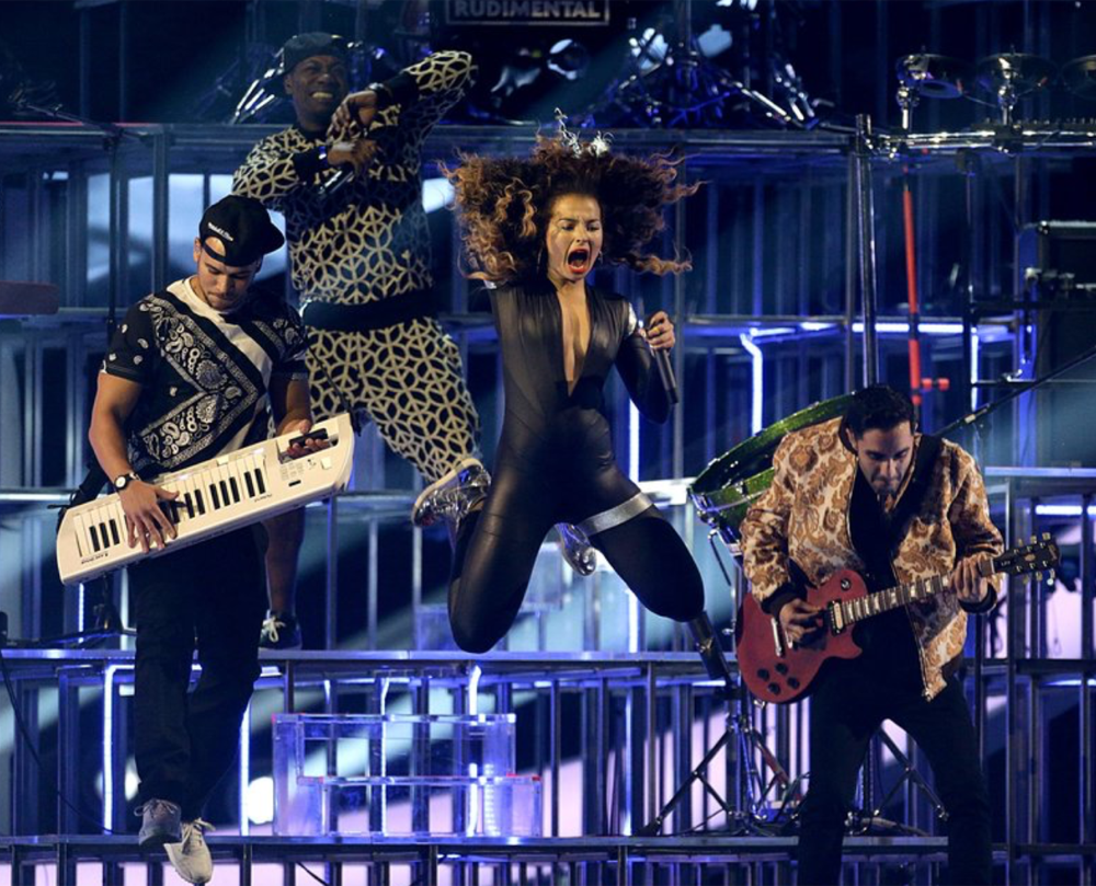 Ella Eyre